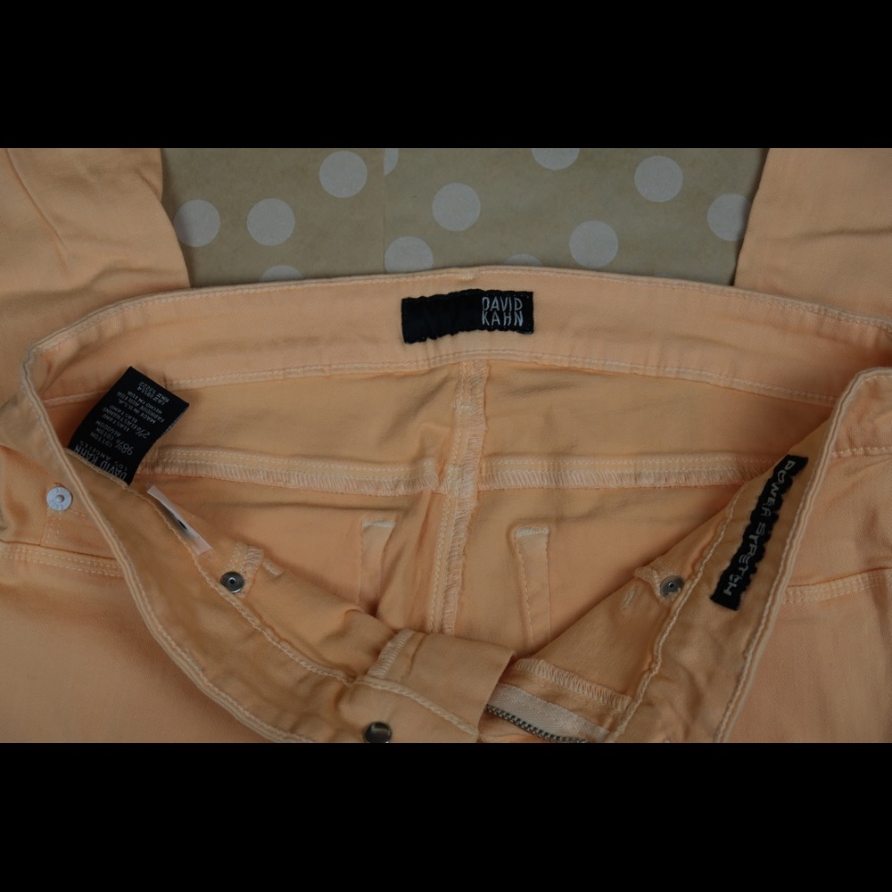 Jean - Picture 7 of 10